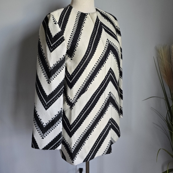 ZARA Women, New, Wool Blend Black White Pattern Longline Coat, Size Small - Picture 5 of 15